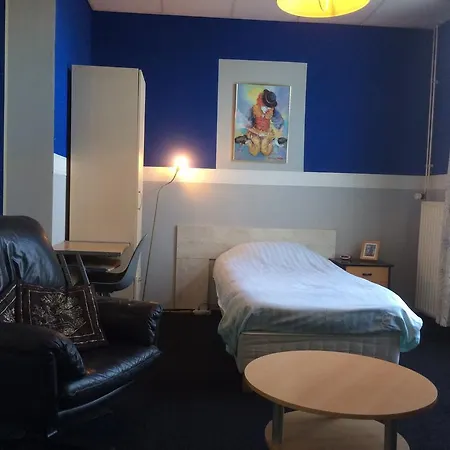 Hotell De Blauwe Vogel 2*